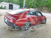 2024 Hyundai Elantra photo
