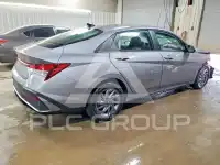 2024 Hyundai Elantra фото