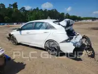 2024 Hyundai Elantra photo