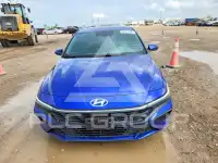 2024 Hyundai Elantra photo