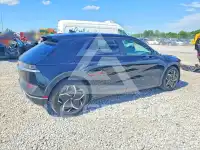 2024 Hyundai Ioniq photo