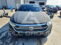 2024 Volkswagen Jetta photo
