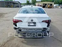 2024 Volkswagen Jetta photo
