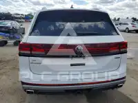 2024 Volkswagen Atlas photo