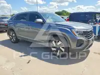 2024 Volkswagen Atlas photo