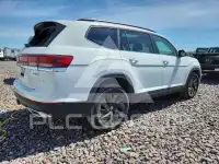 2024 Volkswagen Atlas photo