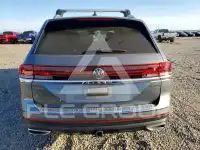 2024 Volkswagen Atlas photo