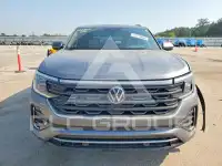 2024 Volkswagen Atlas photo