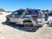 2025 Nissan ROGUE photo