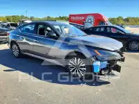 2025 Nissan ALTIMA photo