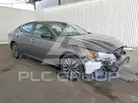 2025 Nissan ALTIMA photo