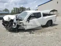 2025 Nissan FRONTIER photo