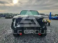 2025 Nissan FRONTIER photo