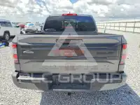 2025 Nissan FRONTIER photo