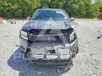 2025 Nissan FRONTIER photo