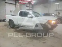 2025 Nissan FRONTIER photo