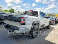 2025 Nissan FRONTIER photo