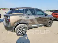 2025 Nissan KICKS photo