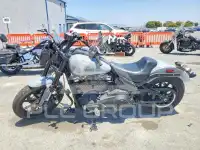 2025 Harley-Davidson FXLR фото