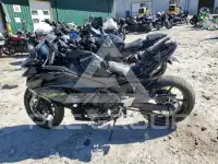 2025 Kawasaki EX650 фото