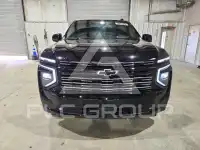2025 Chevrolet Suburan photo