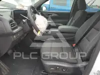 2025 Chevrolet TRAVERSE photo