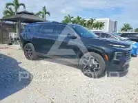 2025 Chevrolet TRAVERSE фото