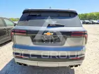 2025 Chevrolet TRAVERSE фото