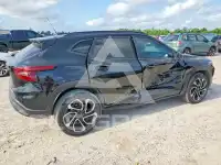 2025 Chevrolet TRAX photo