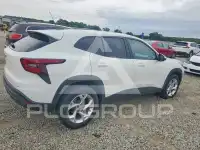 2025 Chevrolet TRAX photo