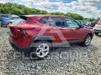 2025 Chevrolet TRAX photo