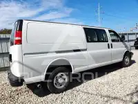 2025 Chevrolet Express фото