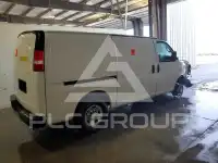 2025 Chevrolet Express фото