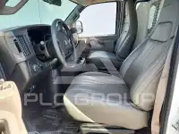 2025 Chevrolet Express фото