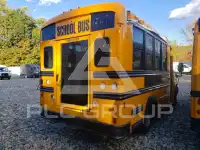 2025 Chevrolet Express photo