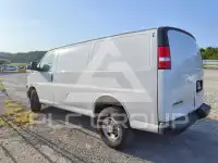2025 Chevrolet Express фото