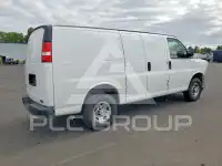 2025 Chevrolet Express фото