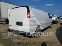 2025 Chevrolet Express photo