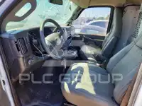 2025 Chevrolet Express фото