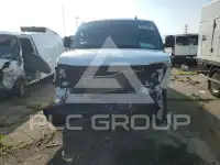 2025 Chevrolet Express photo