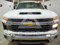 2025 Chevrolet Silverado photo
