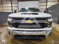2025 Chevrolet Silverado фото
