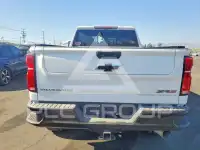 2025 Chevrolet Silverado фото