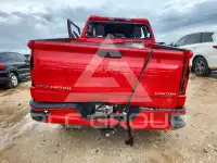 2025 Chevrolet Silverado фото