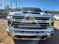 2025 Chevrolet Silverado фото