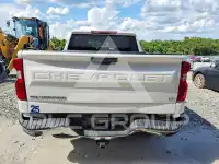 2025 Chevrolet Silverado фото