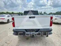 2025 Chevrolet Silverado фото