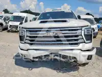 2025 Chevrolet Silverado фото