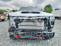 2025 Chevrolet Silverado фото
