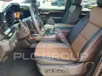 2025 Chevrolet Silverado фото